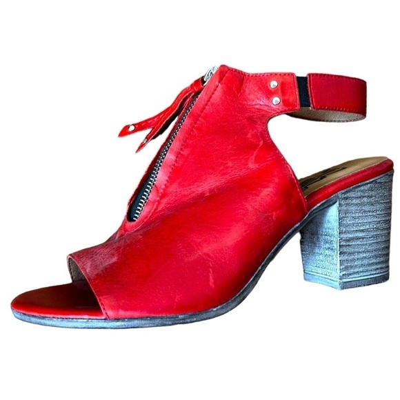 Miz Mooz Saga Red Leather Ankle Strap-Front Zip Heels - Picture 5 of 9
